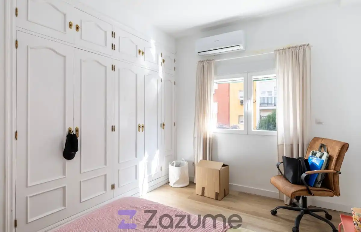Habitación de Piso de alquiler en Madrid con Aire acondicionado, Calefacción y Horno