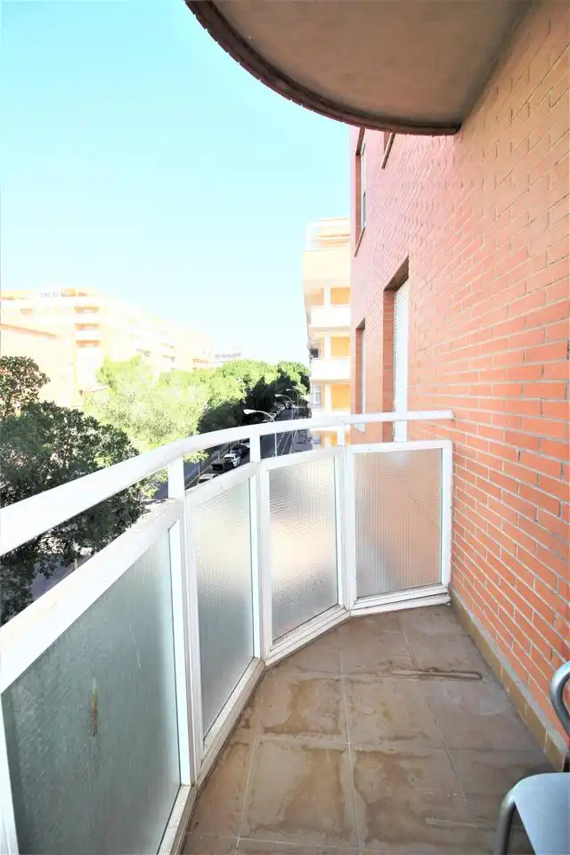 Pis amb ascensor de lloguer a Calle Libia, imagen 6