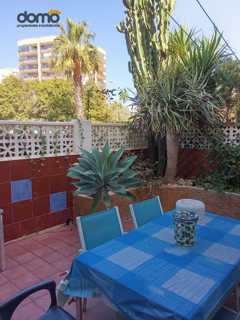 Jardín de Casa adosada en venta en  Almería Capital con Aire acondicionado