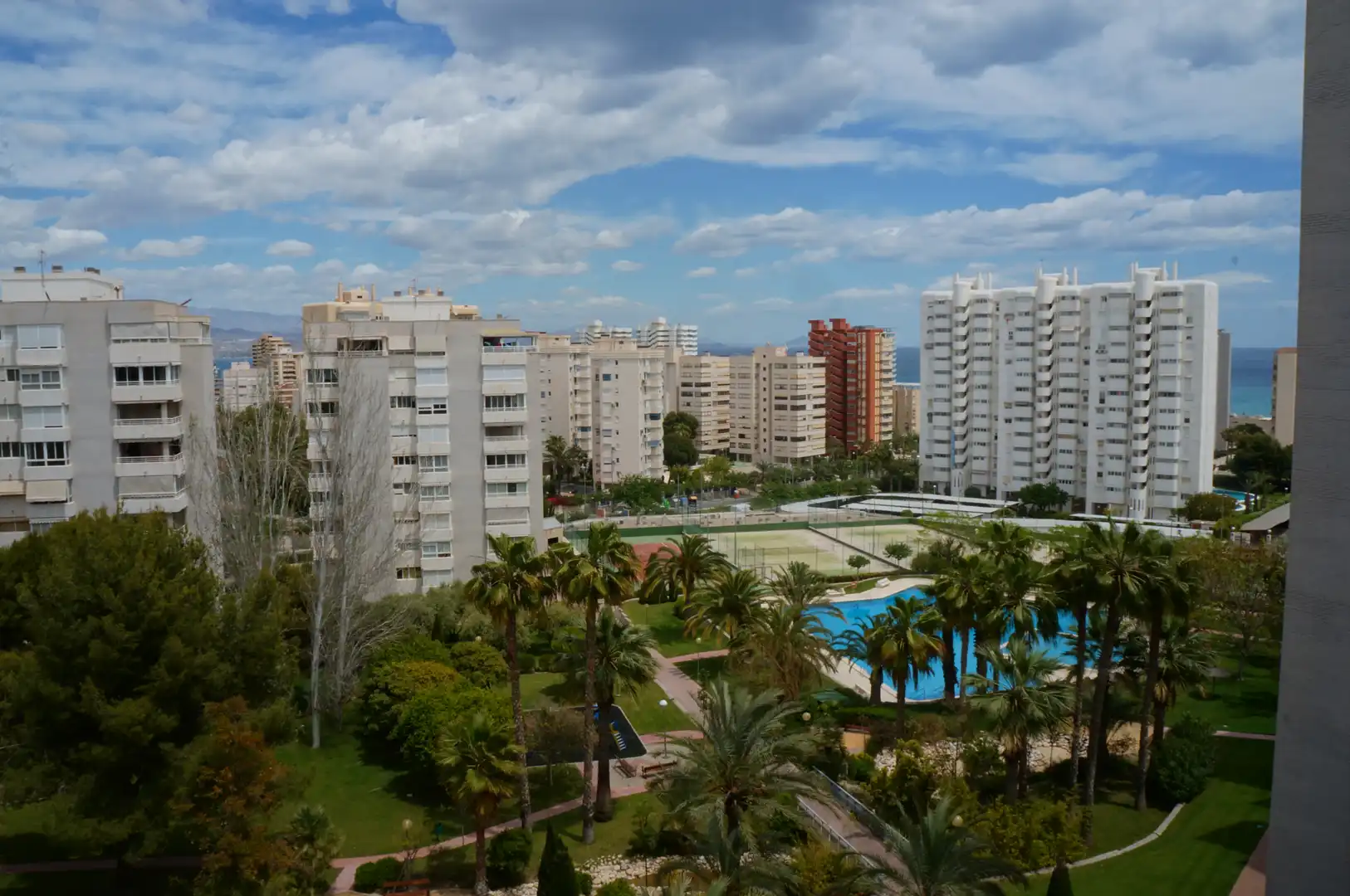 Vista exterior de Apartament de lloguer en Alicante / Alacant amb Aire condicionat, Calefacció i Terrassa