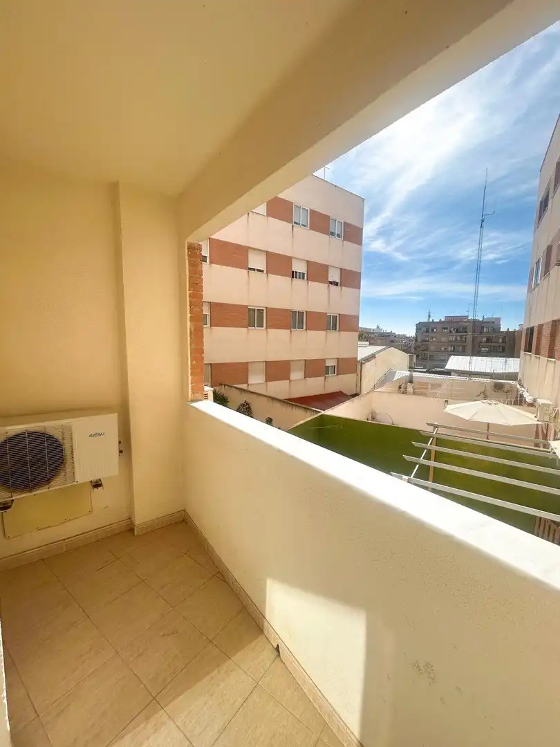 Apartament amb terrassa en venda a Centro, imagen 13