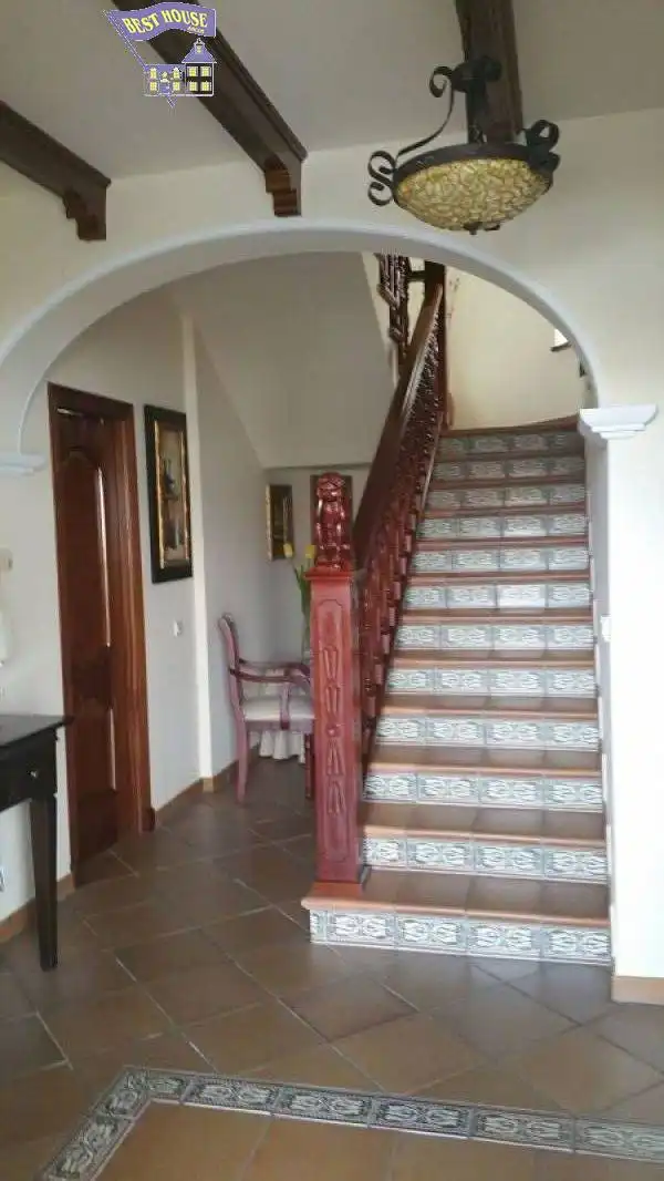 Casa o xalet en venda en Arcos de la Frontera amb Aire condicionat, Jardí privat i Traster