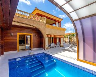 Piscina de Casa o xalet en venda en Orihuela amb Aire condicionat, Calefacció i Jardí privat