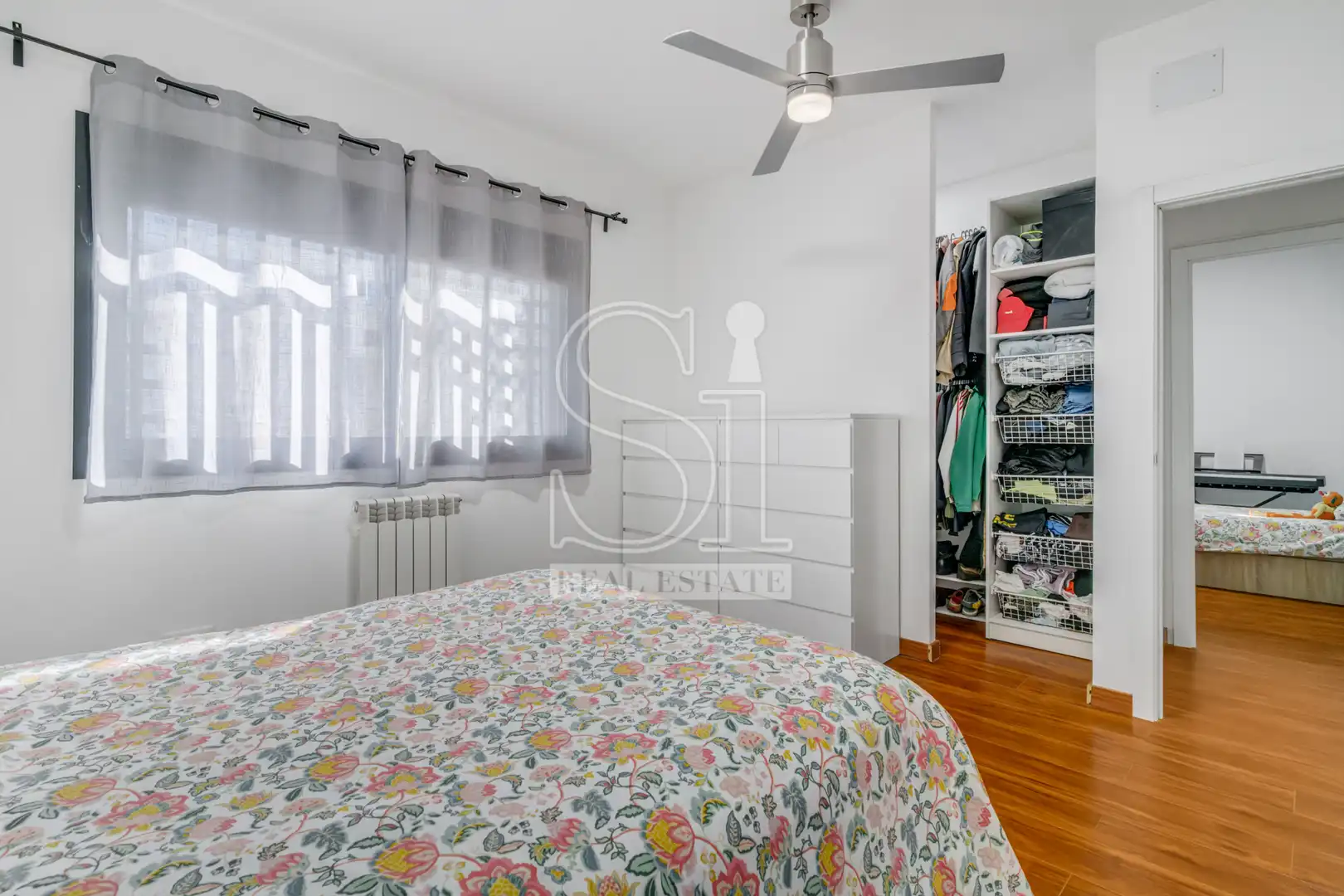 Dormitori de Casa o xalet en venda en Mollet del Vallès amb Aire condicionat, Jardí privat i Parquet