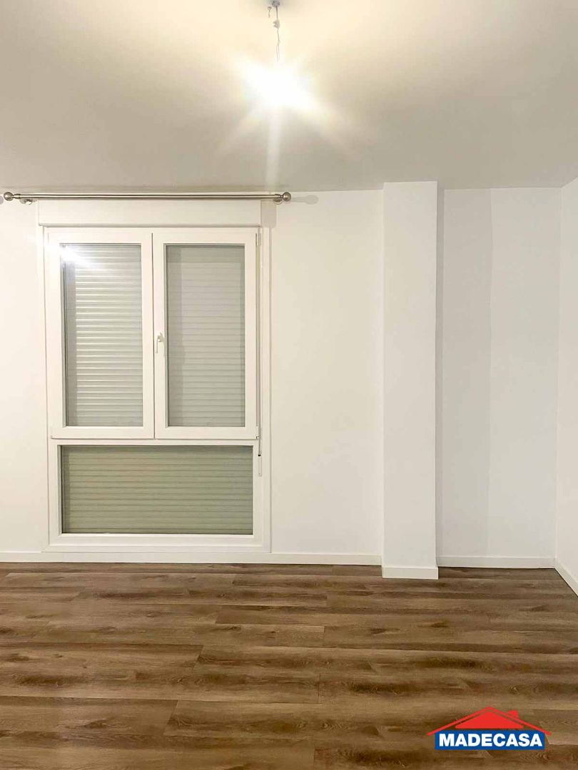 Dormitori de Pis de lloguer en Boadilla del Monte amb Aire condicionat, Calefacció i Parquet