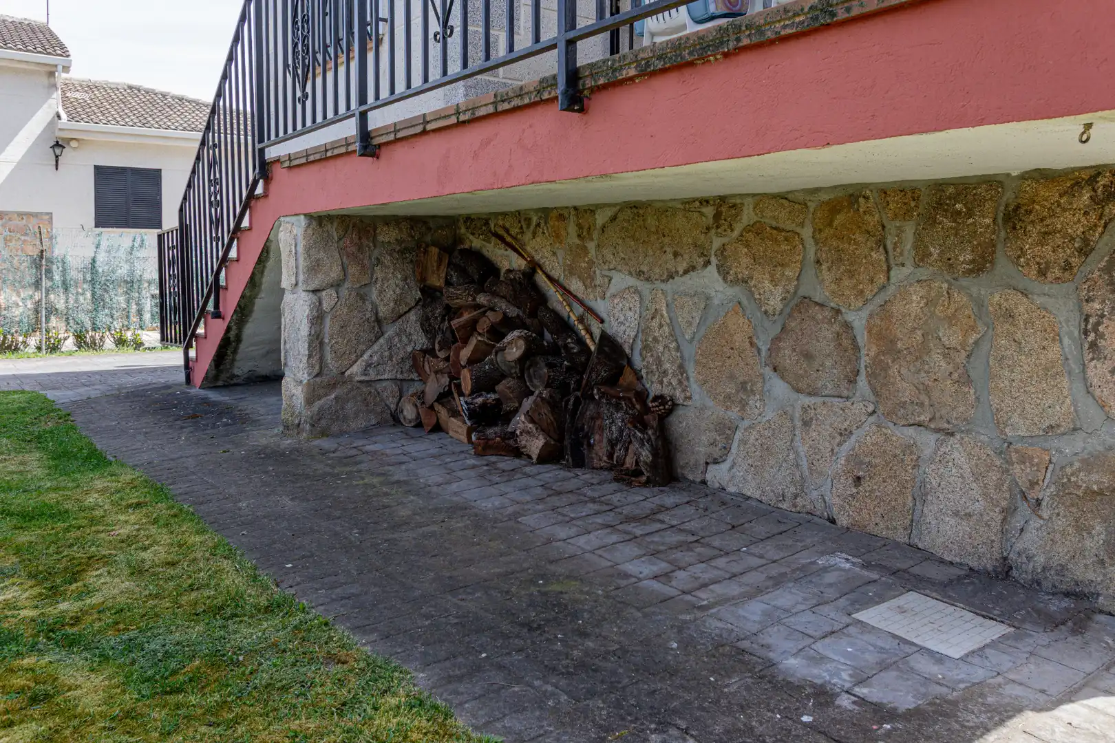 Vista exterior de Casa o xalet en venda en Soto del Real amb Calefacció, Jardí privat i Terrassa