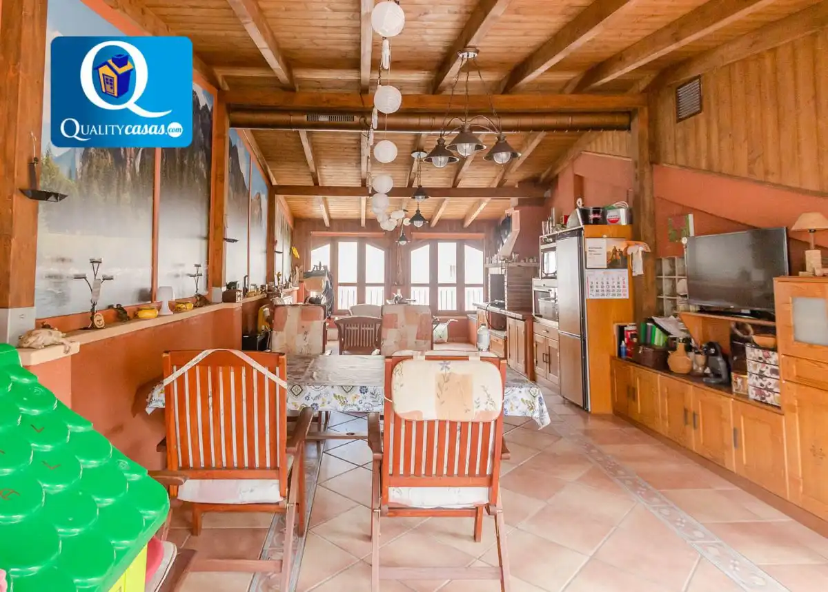 Cocina de Casa adosada en venta en Crevillent con Aire acondicionado, Terraza y Trastero