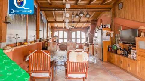 Foto 5 de Casa adosada en venta en Crevillent, Alicante