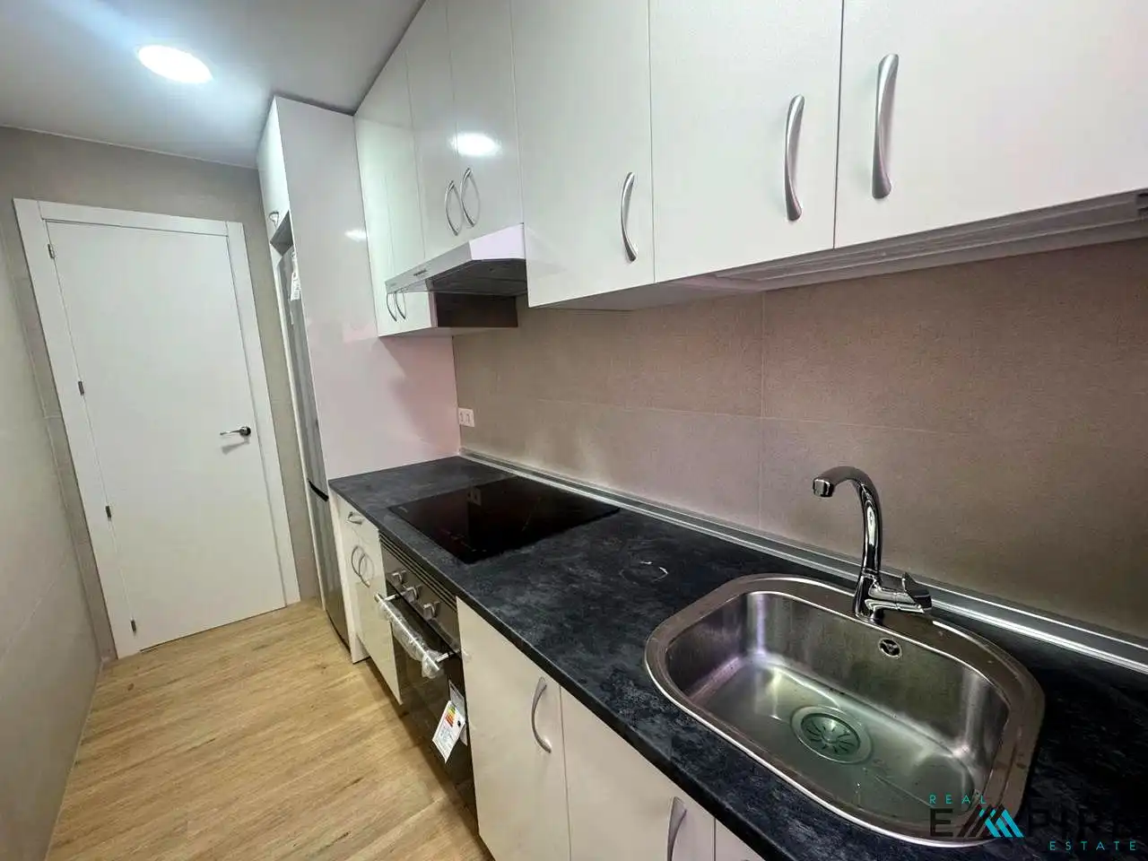 Kitchen of Ground floor for share in Fuenlabrada  with Heating, Furnished and Internet