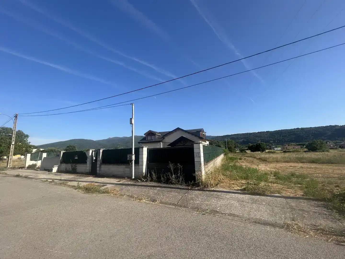 Casa o xalet en venda en Carracedelo amb Jardí privat, Piscina i Balcó