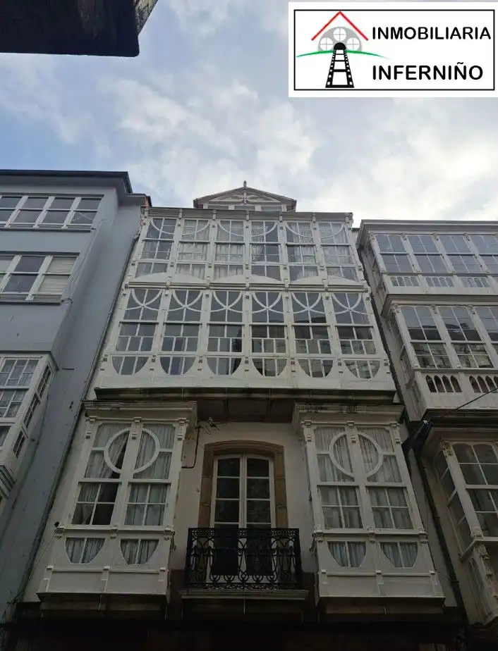 Vista exterior de Pis en venda en Ferrol amb Balcó