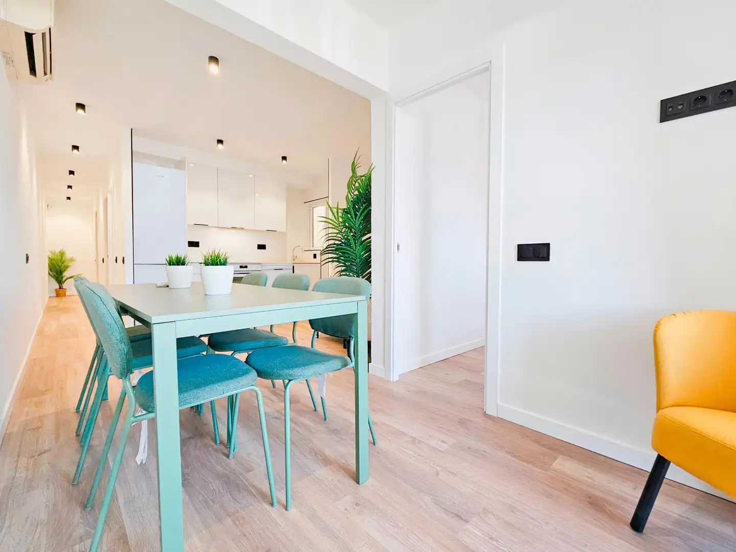 Comedor de Piso en venta en Granollers con Parquet y Balcón