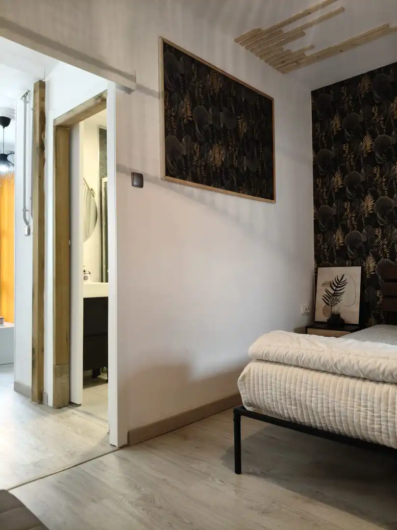 Dormitori de Apartament en venda en Cedeira amb Parquet, Moblat i Forn