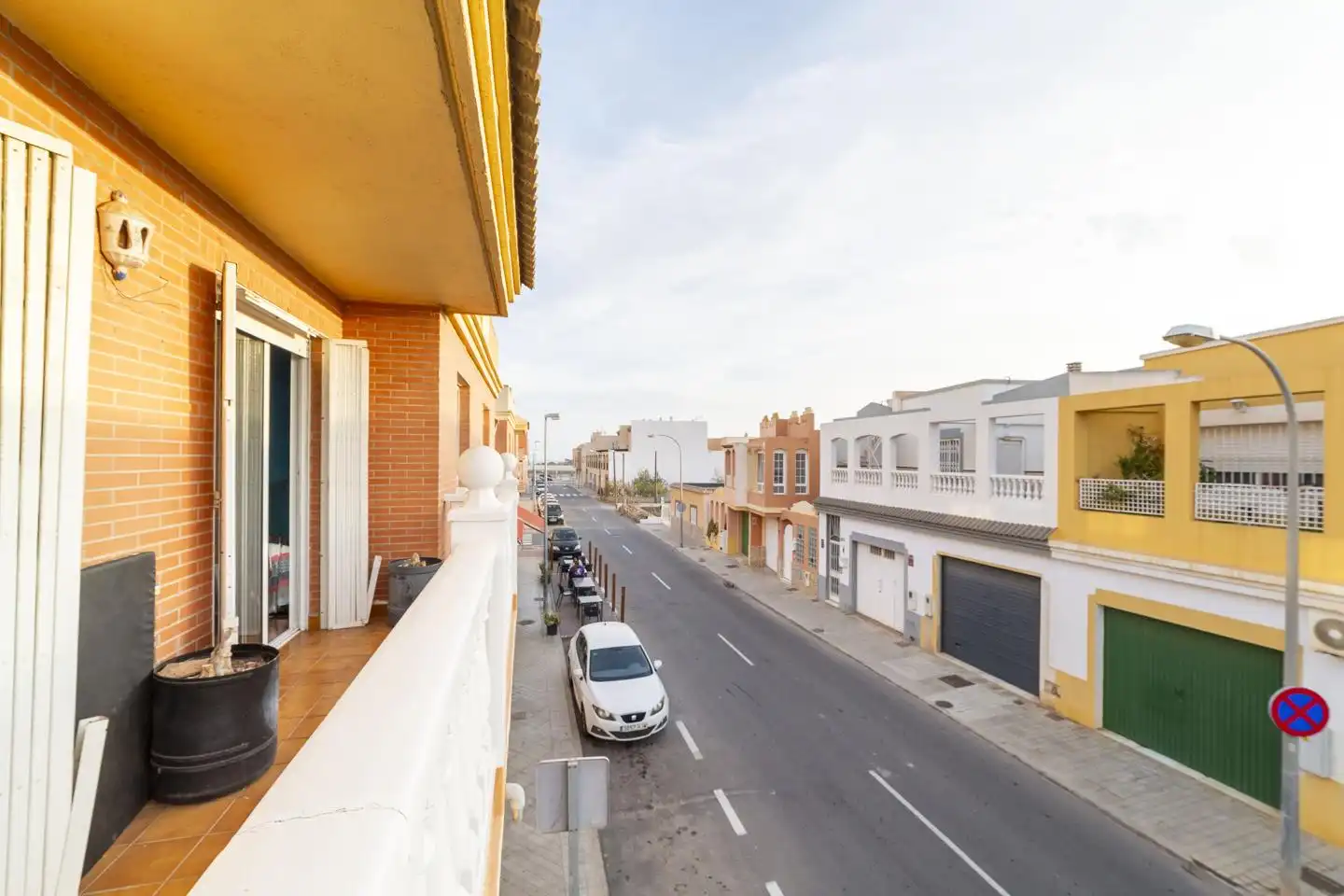 Houses for sale in Gazania, Costacabana - Loma Cabrera