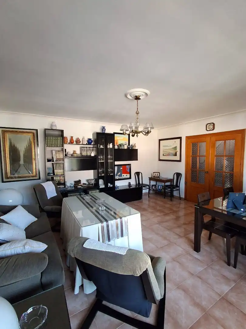 Wohnzimmer von Haus oder Chalet zum Verkauf in Loja mit Heizung, Privatgarten und Terrasse