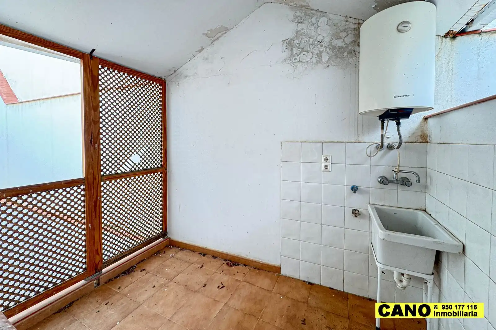 Cocina de Piso en venta en Lucainena de las Torres con Terraza