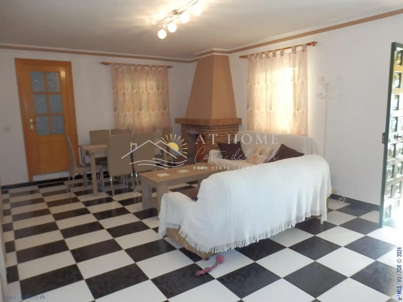 Living room of Houses for sale in Nerja  with Terrace and Swimming Pool