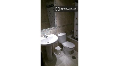 Photo 3 of Apartment to share in Renfe - Bulevar 1ª y 2ª Fase, Jaén