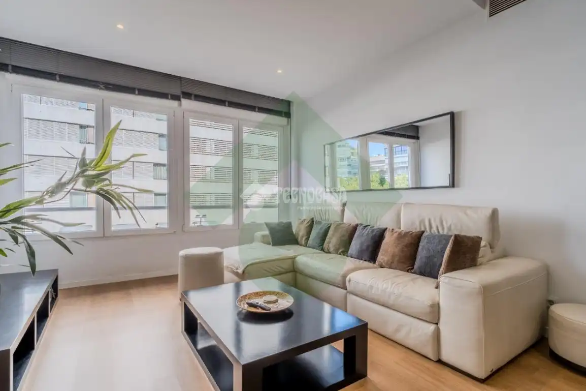 Wohnzimmer von Wohnung zur Miete in Madrid