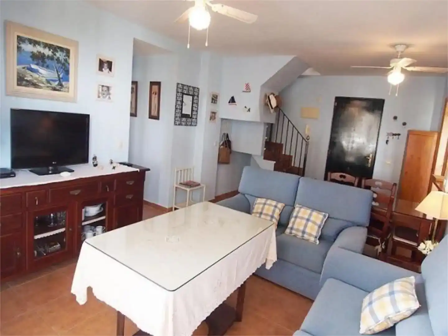 Wohnzimmer von Wohnung zur Miete in Zahara de los Atunes mit Klimaanlage, Schwimmbad und Balkon