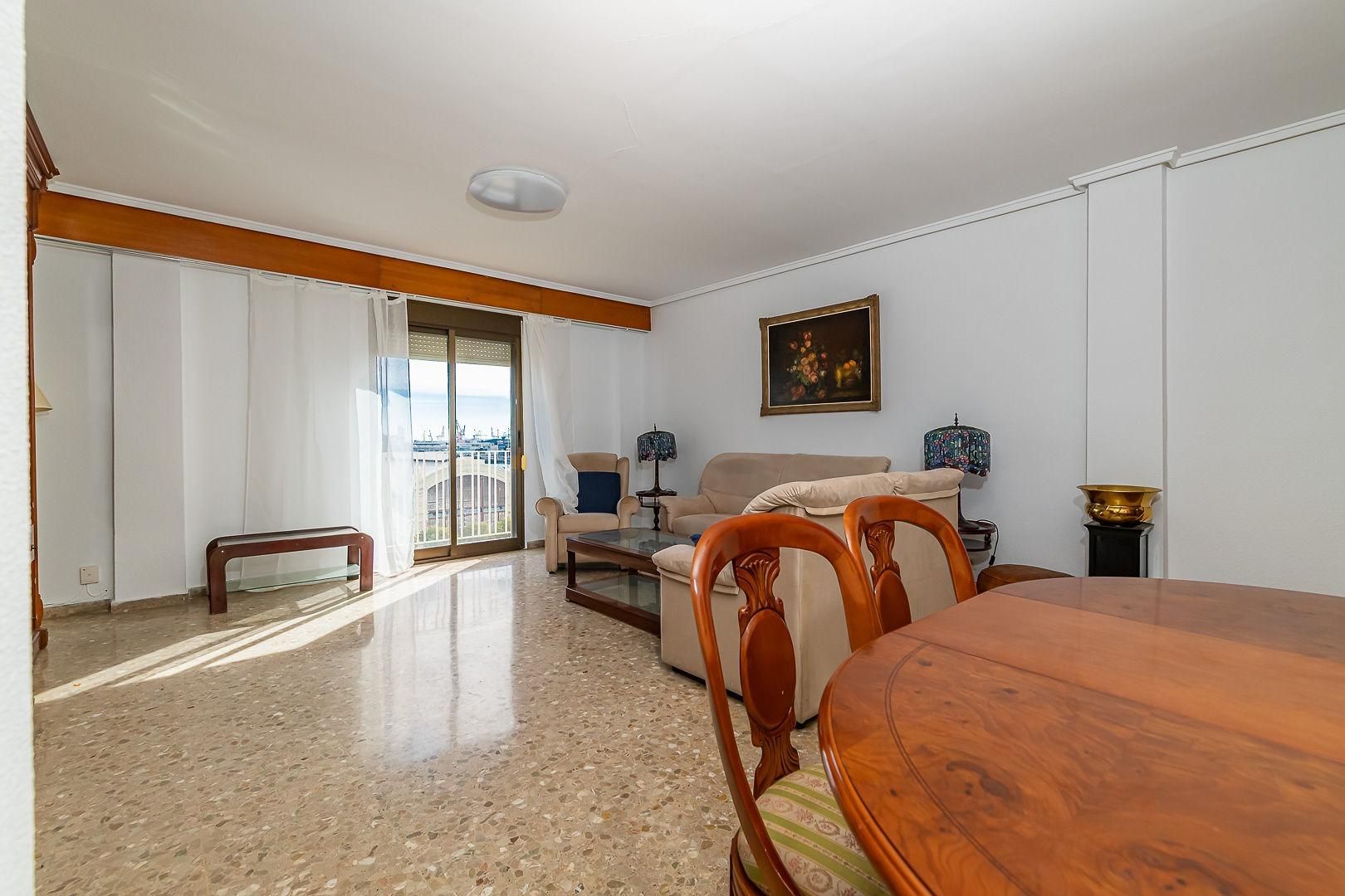 Living room of Flat for sale in  Valencia Capital  with Terrace and Balcony