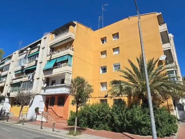 Exterior view of Flat for rent in Alicante / Alacant  with Air Conditioner and Balcony