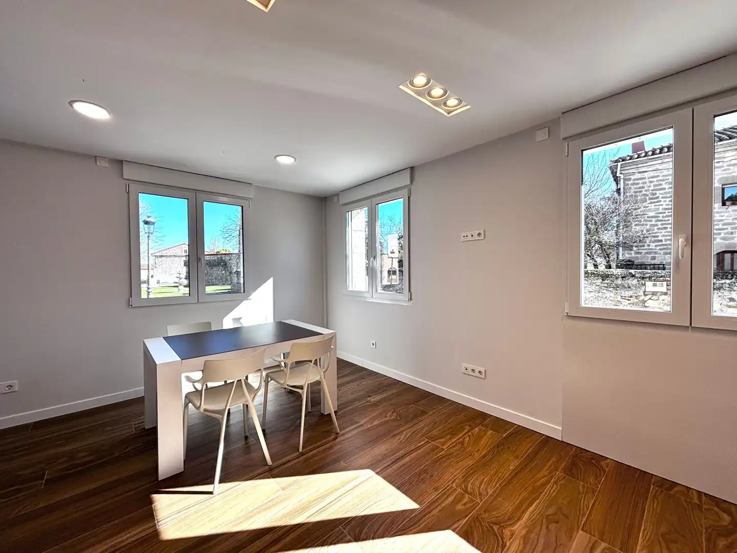 Comedor de Casa o chalet en venta en Quintanilla Vivar con Calefacción y Trastero