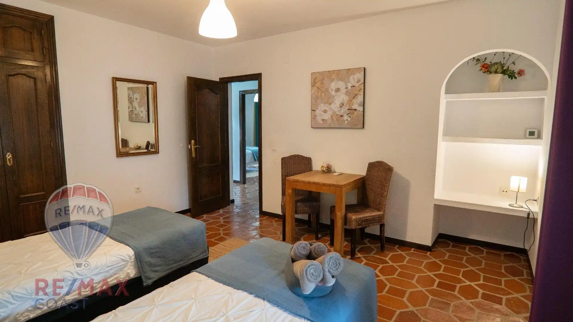 Dormitori de Casa o xalet en venda en Alhaurín de la Torre amb Aire condicionat, Jardí privat i Terrassa