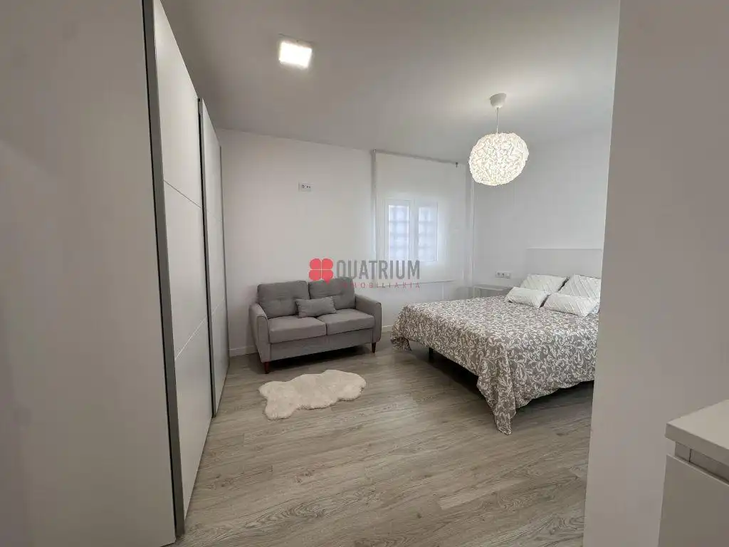 Habitación de Piso en venta en A Estrada  con Calefacción, Trastero y Amueblado