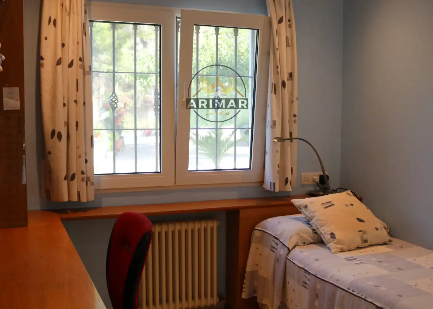 Dormitori de Casa o xalet en venda en Benicasim / Benicàssim amb Calefacció, Jardí privat i Terrassa