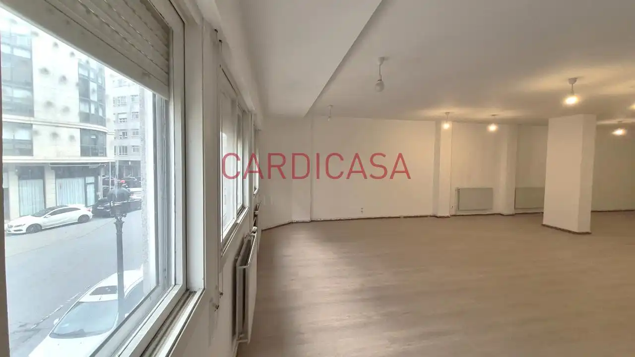 Office for sale in Vigo   with Heating