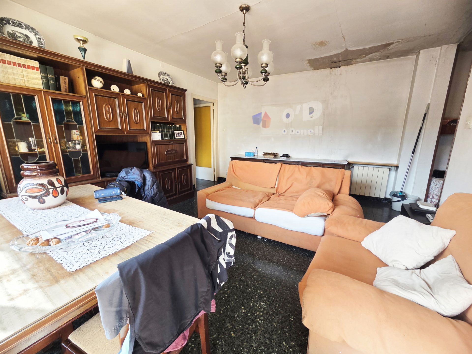 Sala de estar de Casa o chalet en venta en Sant Boi de Llobregat con Calefacción y Terraza