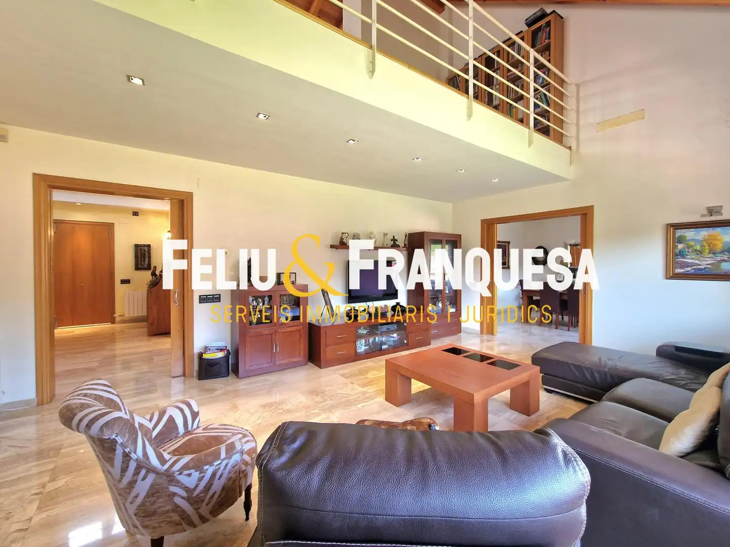 Living room of Houses for sale in Sant Cugat del Vallès  with Heating, Private garden and Terrace