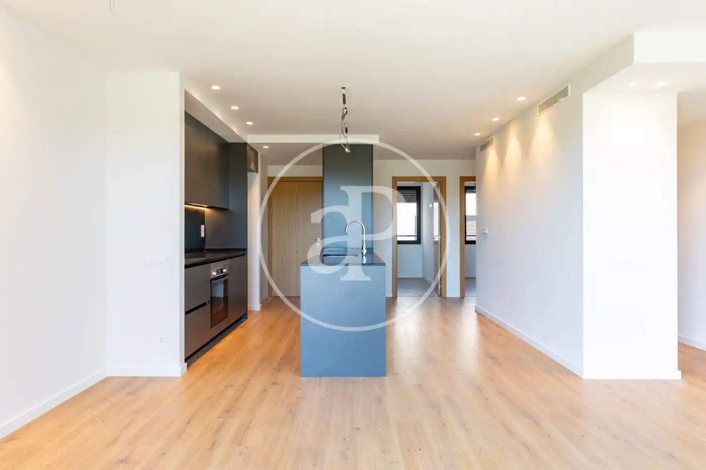 Wohnzimmer von Wohnung zum Verkauf in Sant Cugat del Vallès mit Klimaanlage, Heizung und Balkon