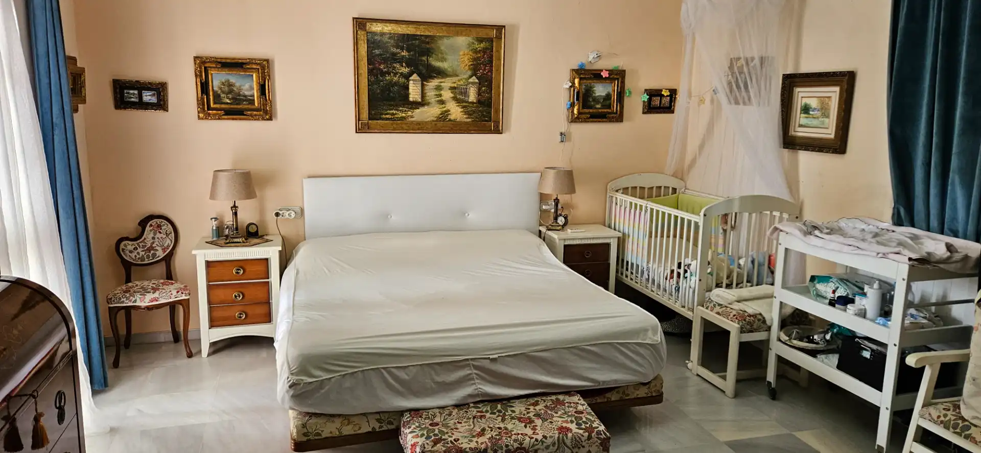 Dormitori de Casa o xalet en venda en Chiclana de la Frontera amb Aire condicionat, Calefacció i Jardí privat