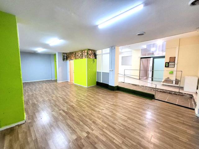 Local comercial en Alquiler en Rúa Quintela en As Travesas - Balaídos