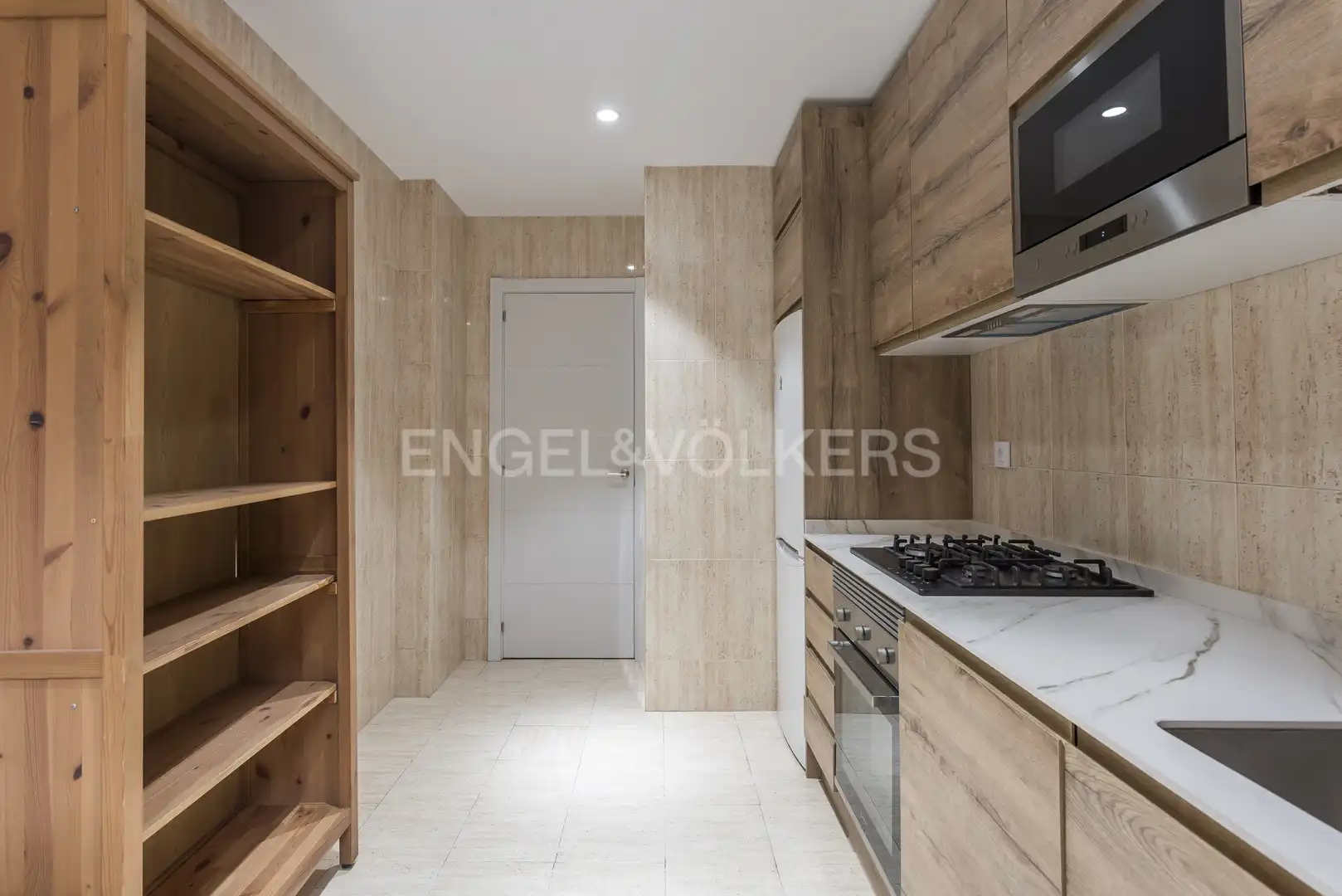 Cuina de Pis de lloguer en Madrid amb Aire condicionat, Calefacció i Parquet