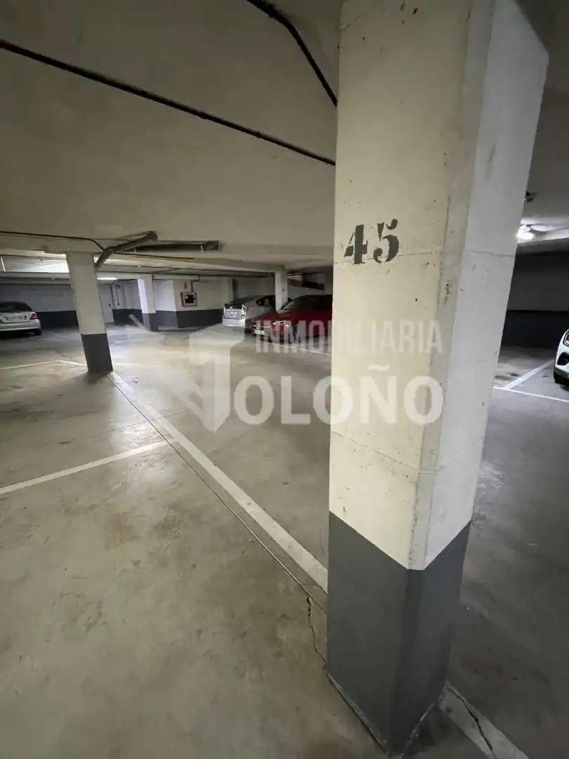 Piso con ascensor en venta en Avenida La Rioja, imagen 28