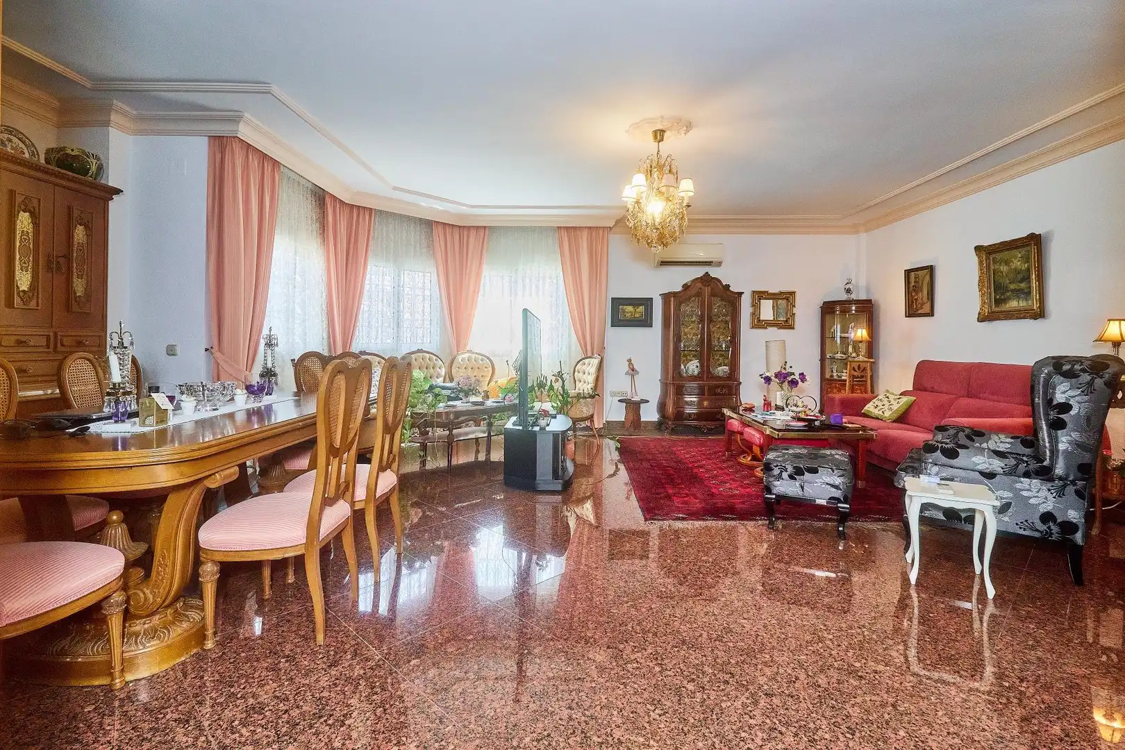 Sala d'estar de Casa o xalet en venda en Fuengirola amb Aire condicionat, Calefacció i Terrassa