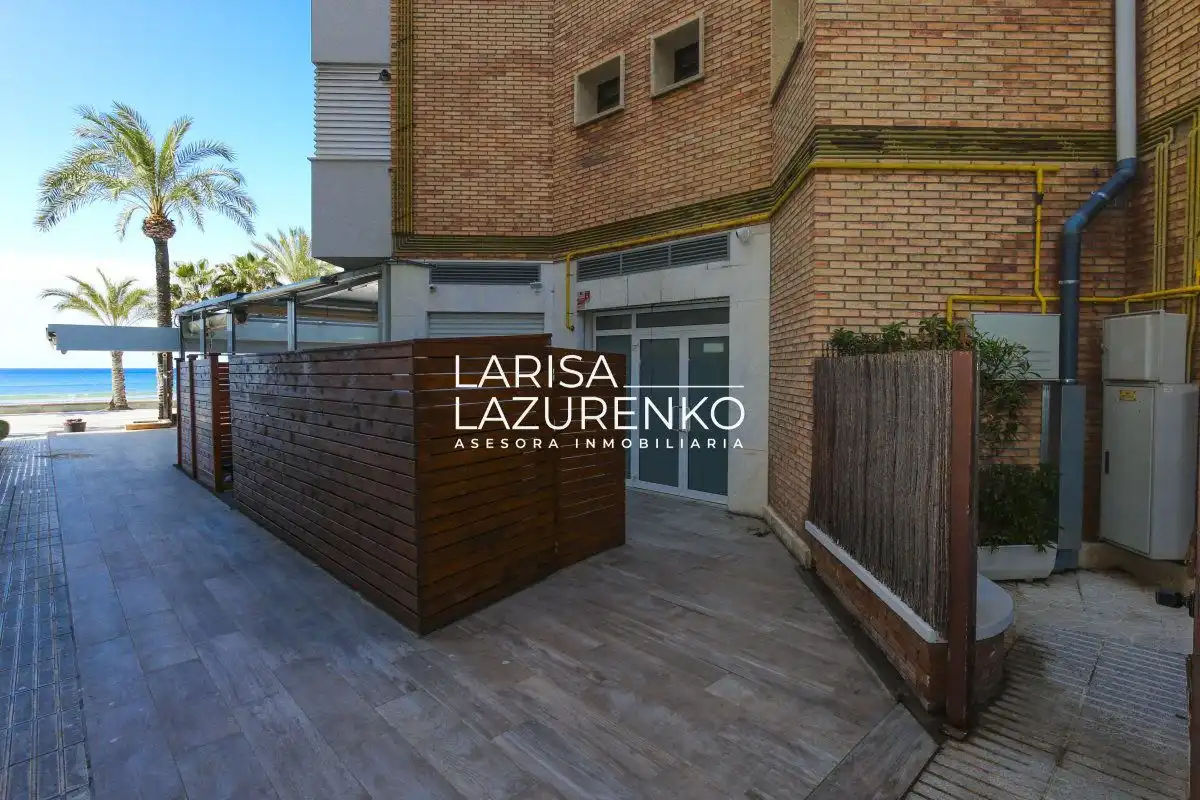 Vista exterior de Apartament en venda en Salou amb Terrassa