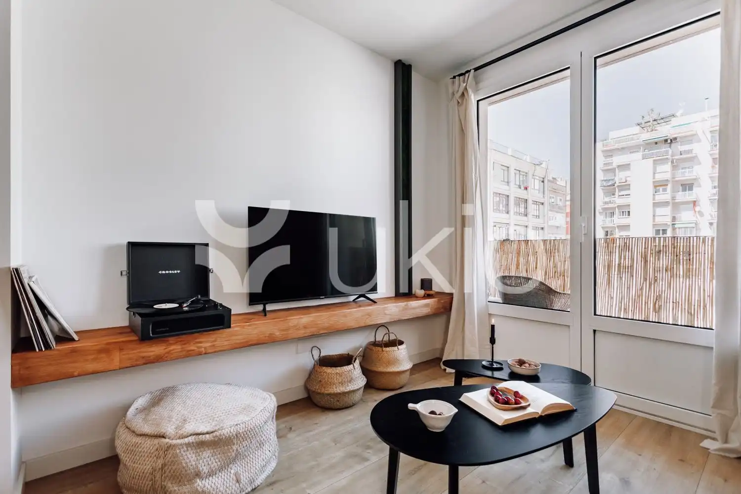Appartement compact avec terrasse à louer à Carrer del Consell de Cent, imagen 4