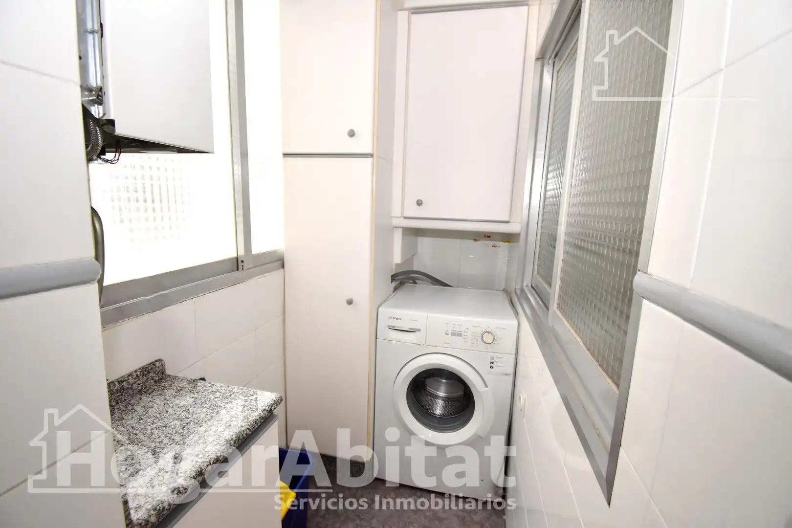 Bedroom of Flat for sale in Alaquàs  with Air Conditioner and Balcony