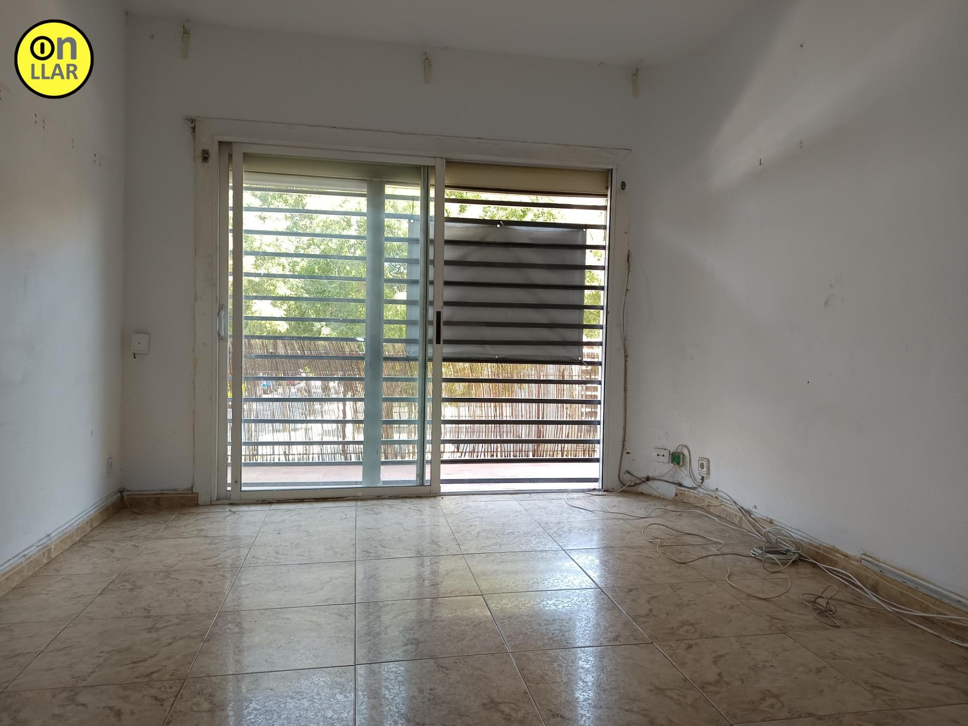 Exterior view of Flat for sale in Granollers  with Terrace and Balcony