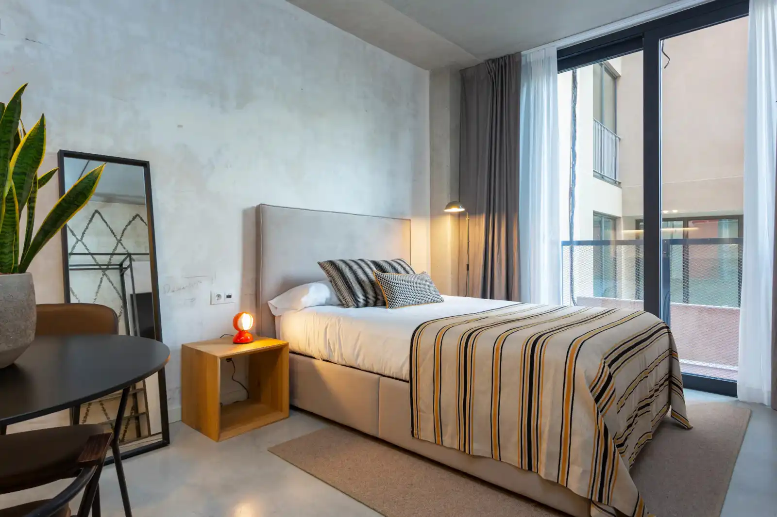 Schlafzimmer von Wohnung zur Miete in Eixample