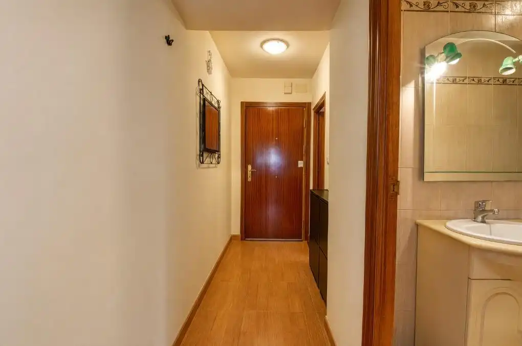 Piso en venta en Madrid con Calefacción y Terraza