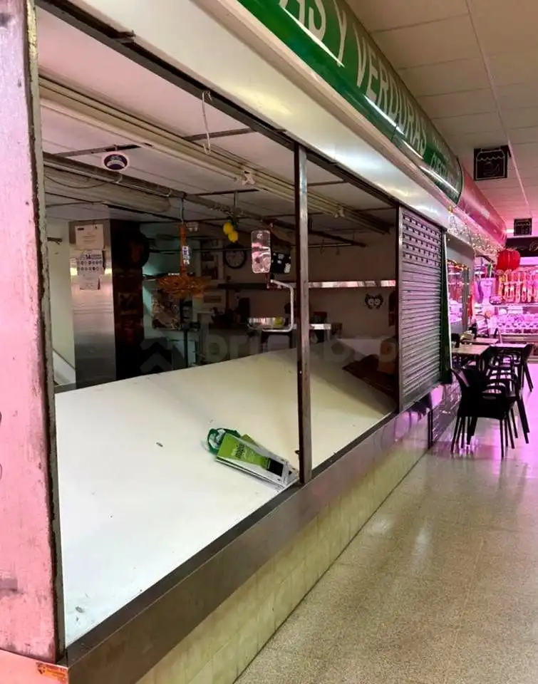 Business premises for sale in De Valderribas, imagen 2