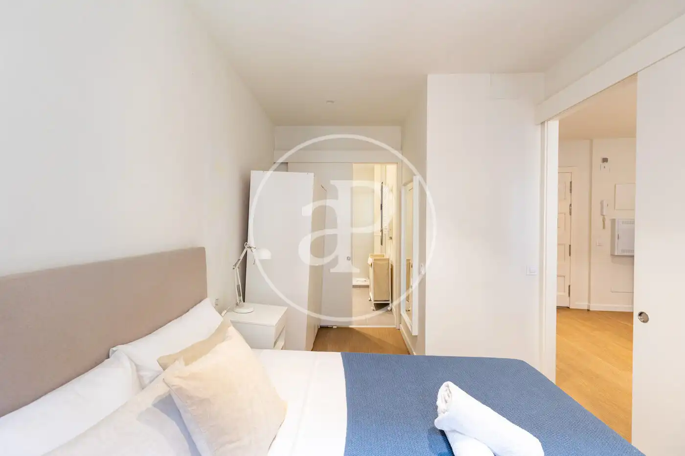 Habitación de Piso en venta en Barcelona con Calefacción, Amueblado y Balcón