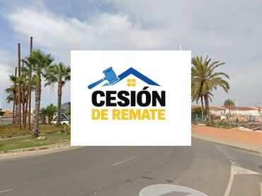 Casa con jardín en venta en Zona Carrefour - Urbanizaciones