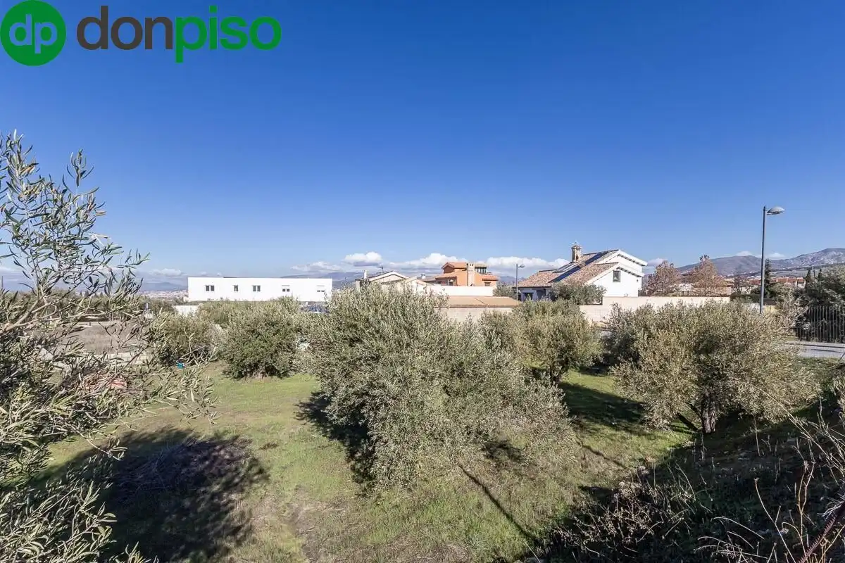 Residencial en venta en Calle Libertad, 4, La Zubia Ciudad