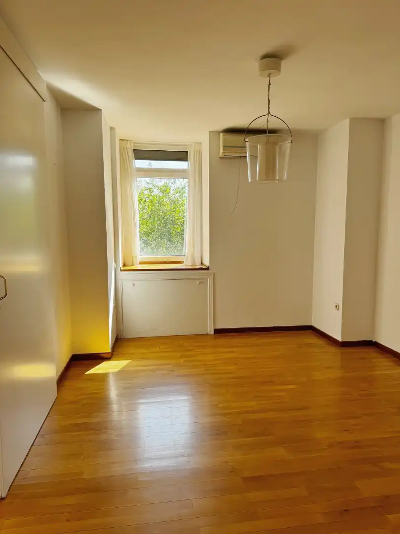 Schlafzimmer von Wohnung zur Miete in Madrid mit Klimaanlage, Ofen und Waschmaschine